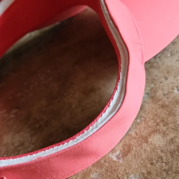 Lululemon Coral Visor Cap Womans One Size - Picture 8 of 10